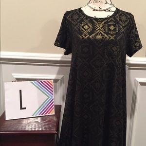 Lularoe Elegant Carly in Large